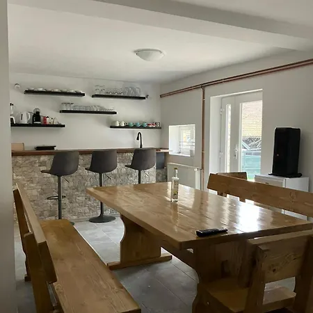 Monte Fabula With Jacuzzi, Sauna And Backyard Feriehus