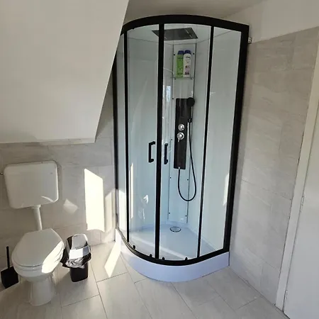 Monte Fabula With Jacuzzi, Sauna And Backyard * Vucinic Selo