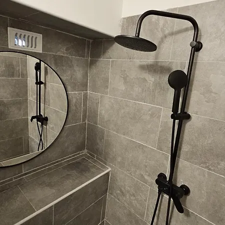 Monte Fabula With Jacuzzi, Sauna And Backyard Nyaraló Vucinic Selo